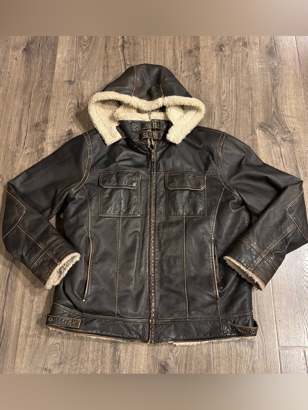 Wilsons Leather Brown Bomber Jacket XL Faux Fur Lining Buckle Zipper Accents